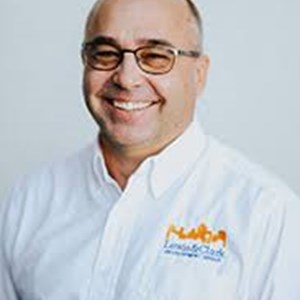 Brent Ekstrom headshot