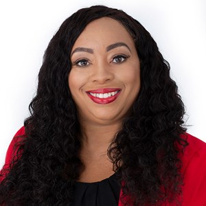 Carrie Davis  headshot
